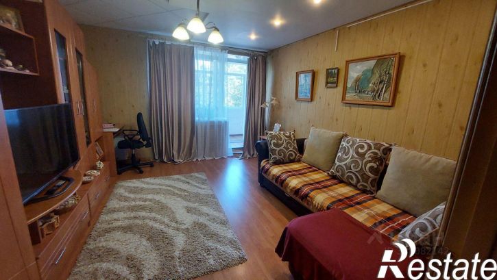 4-комн квартира улица Суворова, 38,  д. 38
