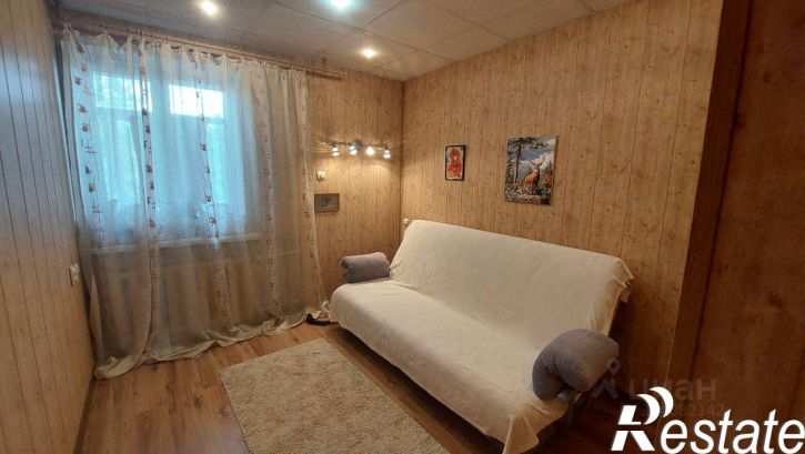 4-комн квартира улица Суворова, 38,  д. 38