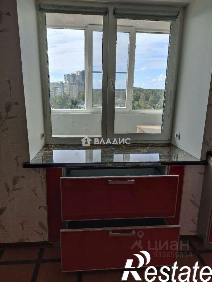2-комн квартира Революционная улица, 22,  д. 22