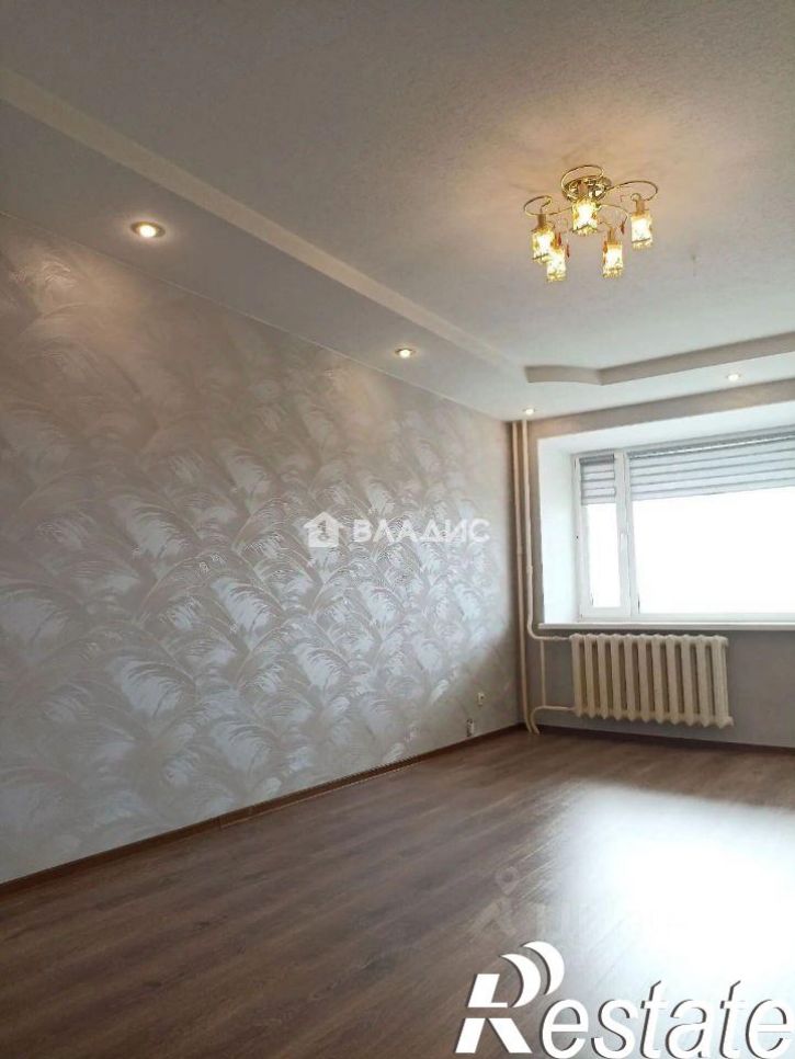 2-комн квартира Революционная улица, 22,  д. 22
