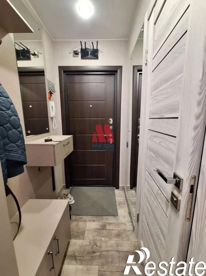 2-комн квартира Парижской Коммуны ул., д.11