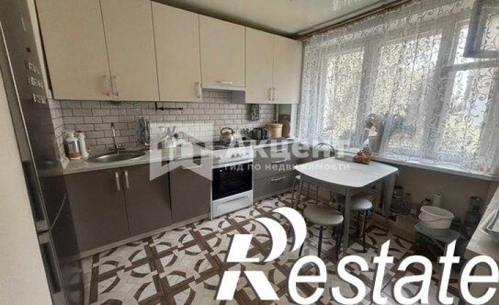 4-комн квартира улица Фрунзе, 31,  д. 31