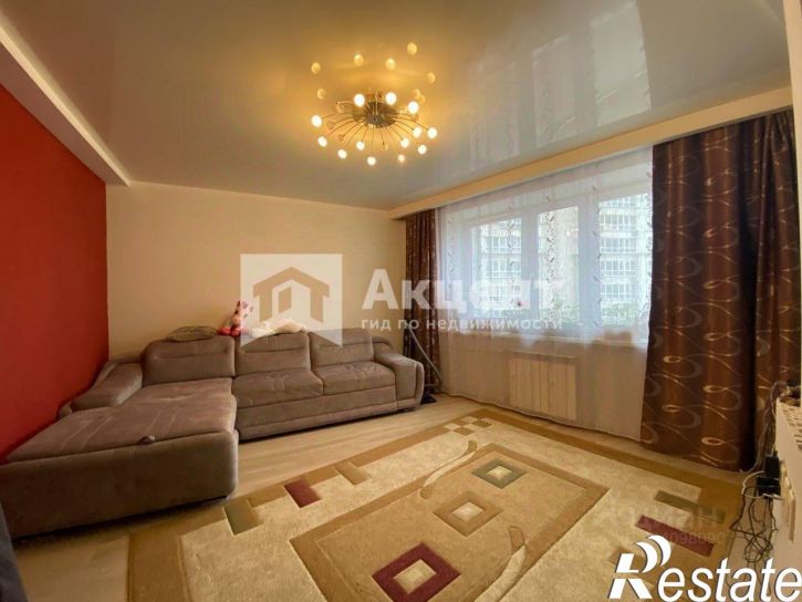 2-комн квартира Революционная улица, 34,  д. 34
