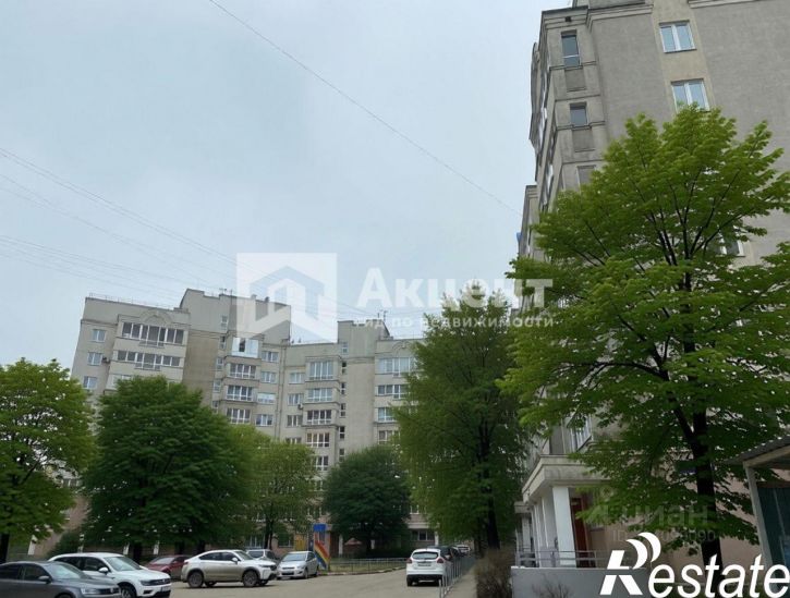 2-комн квартира Революционная улица, 34,  д. 34