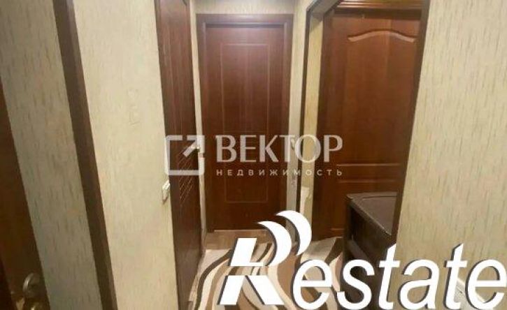 4-комн квартира проспект Строителей, 30А,  д. 30А