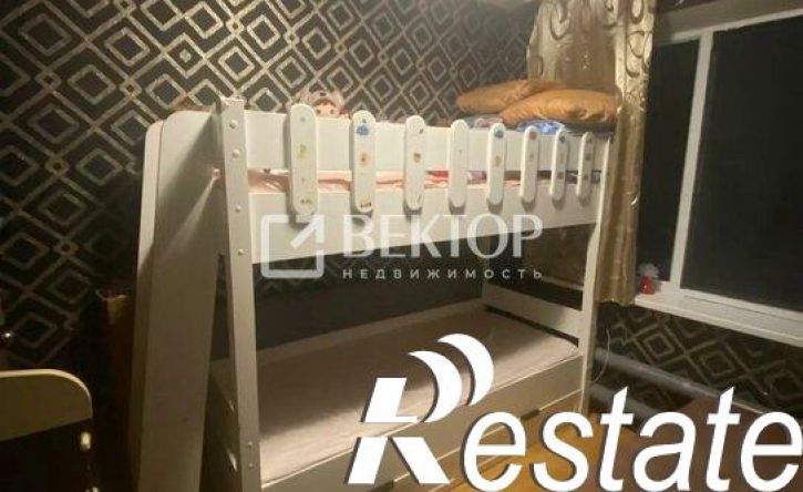 4-комн квартира проспект Строителей, 30А,  д. 30А