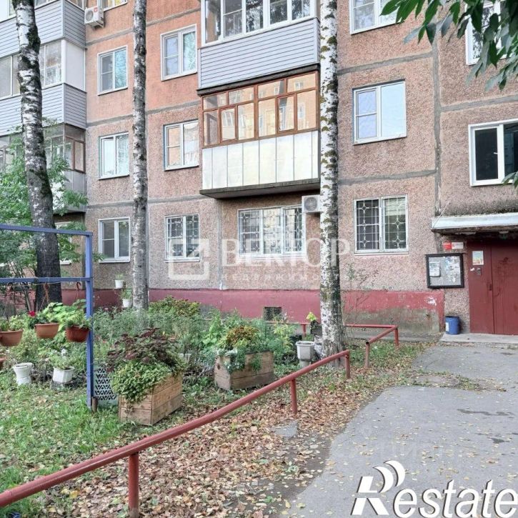 2-комн квартира улица Шубиных, 4,  д. 4