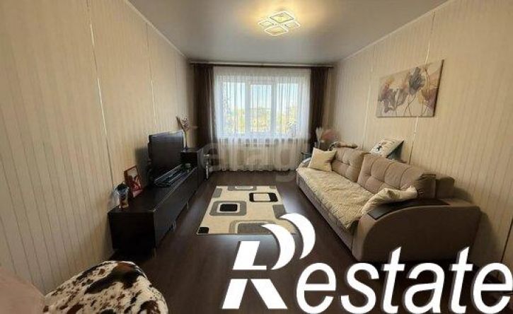 4-комн квартира микрорайон ДСК, 3,  д. 3