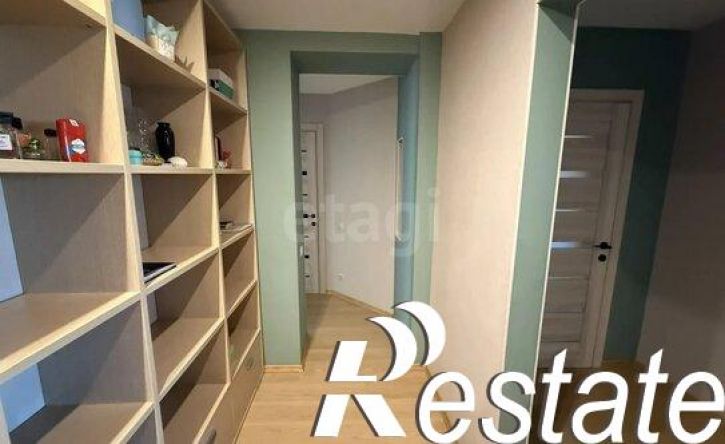 3-комн квартира проспект Строителей, 68А,  д. 68А