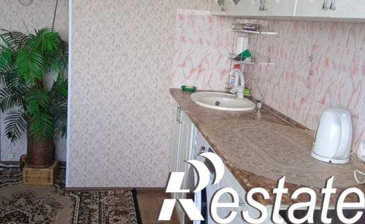 3-комн квартира улица Парижской Коммуны, 41,  д. 41