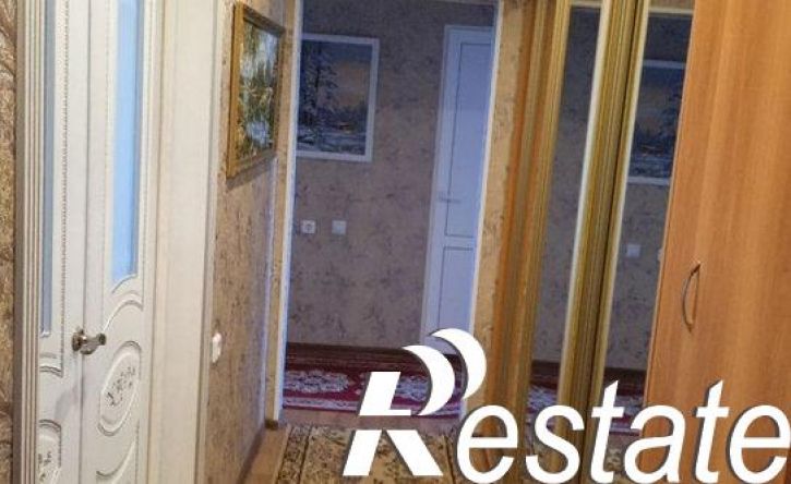3-комн квартира улица Парижской Коммуны, 41,  д. 41