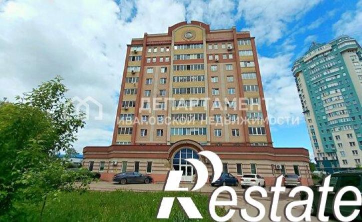 1-комн квартира Революционная улица, 32,  д. 32