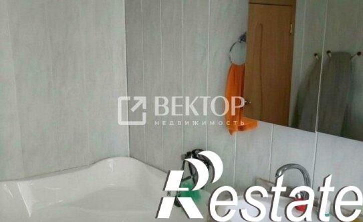 2-комн квартира улица Суворова, 9А,  д. 9А