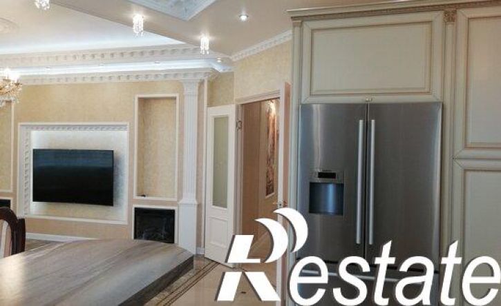 3-комн квартира Конспиративный переулок, 11,  д. 11