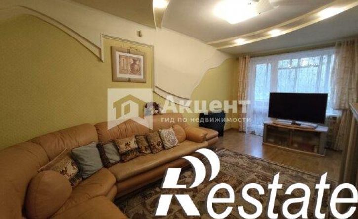 3-комн квартира улица Поэта Майорова, 21,  д. 21