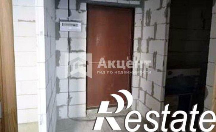 1-комн квартира улица 10 Августа, 87,  д. 87
