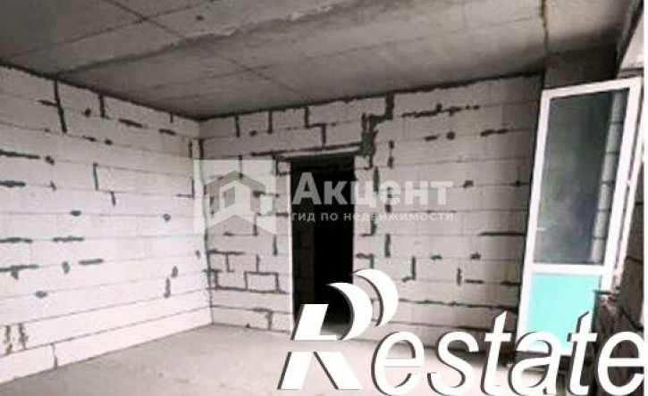 1-комн квартира улица 10 Августа, 87,  д. 87