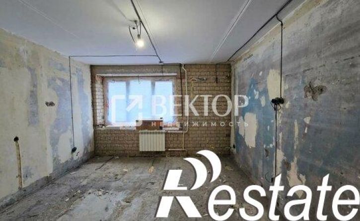 3-комн квартира улица Жарова, 8,  д. 8
