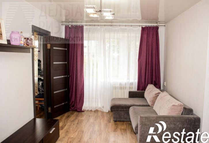 2-комн квартира 9 Января ул, 4