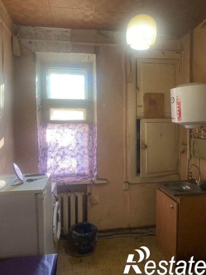 2-комн квартира Дзержинского ул, 43