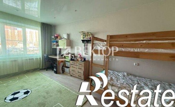 3-комн квартира улица Парижской Коммуны, 41,  д. 41