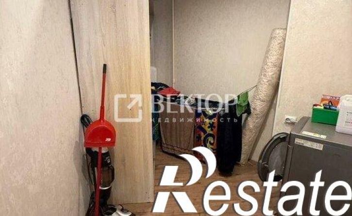 3-комн квартира улица Парижской Коммуны, 41,  д. 41