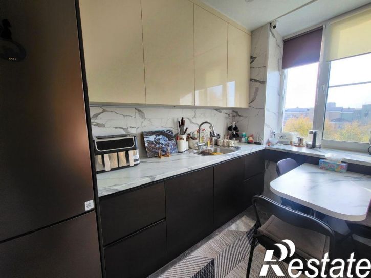 5-комн квартира Комсомольская ул, 8