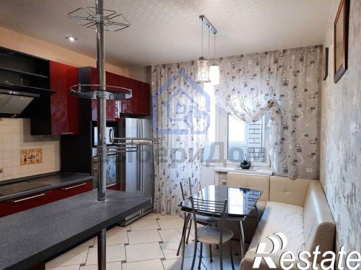 2-комн квартира Московский мкр, 8