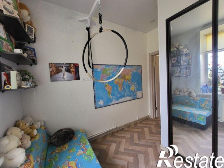 5-комн квартира Комсомольская ул, 8