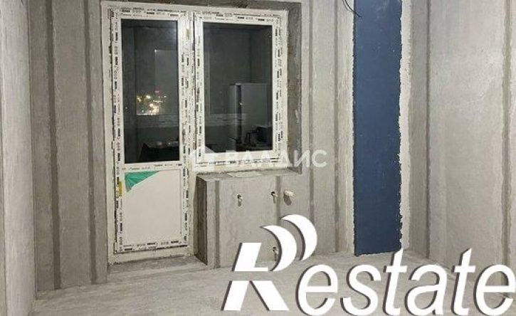 3-комн квартира улица Зверева, 39,  д. 39