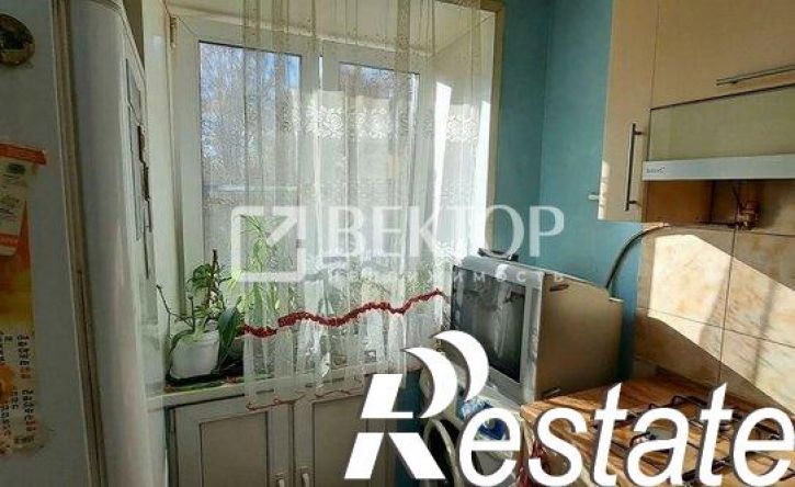 1-комн квартира проспект Строителей, 18,  д. 18