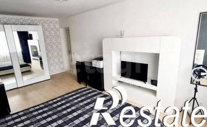 3-комн квартира Революционная улица, 20Б,  д. 20Б