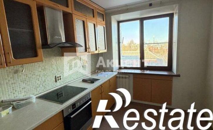 3-комн квартира улица Суворова, 38,  д. 38