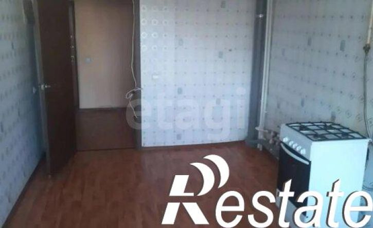 1-комн квартира Революционная улица, 32,  д. 32