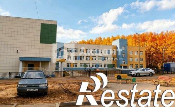 3-комн квартира микрорайон Рождественский, 2