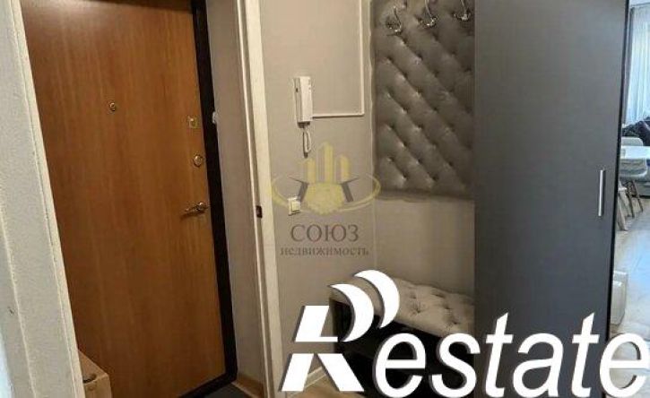 2-комн квартира Революционная улица, 20Б,  д. 20Б