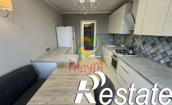 3-комн квартира Революционная улица, 20Б,  д. 20Б