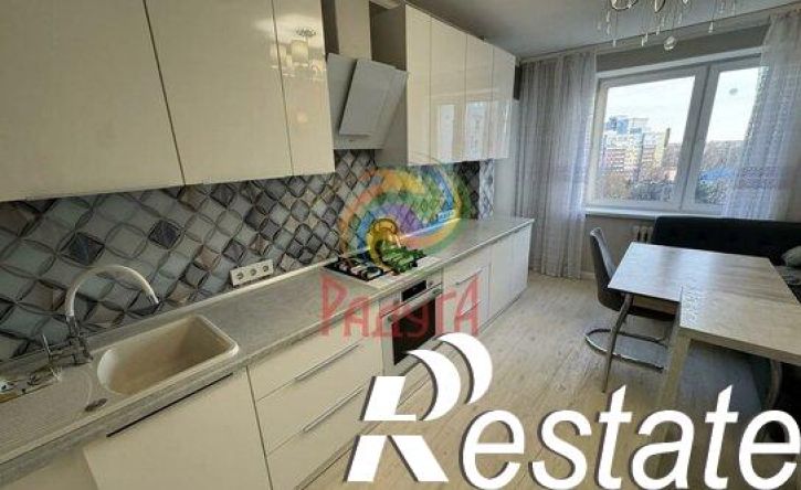 3-комн квартира Революционная улица, 20Б,  д. 20Б