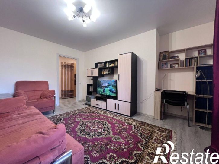 2-комн квартира Сарментовой ул, 2